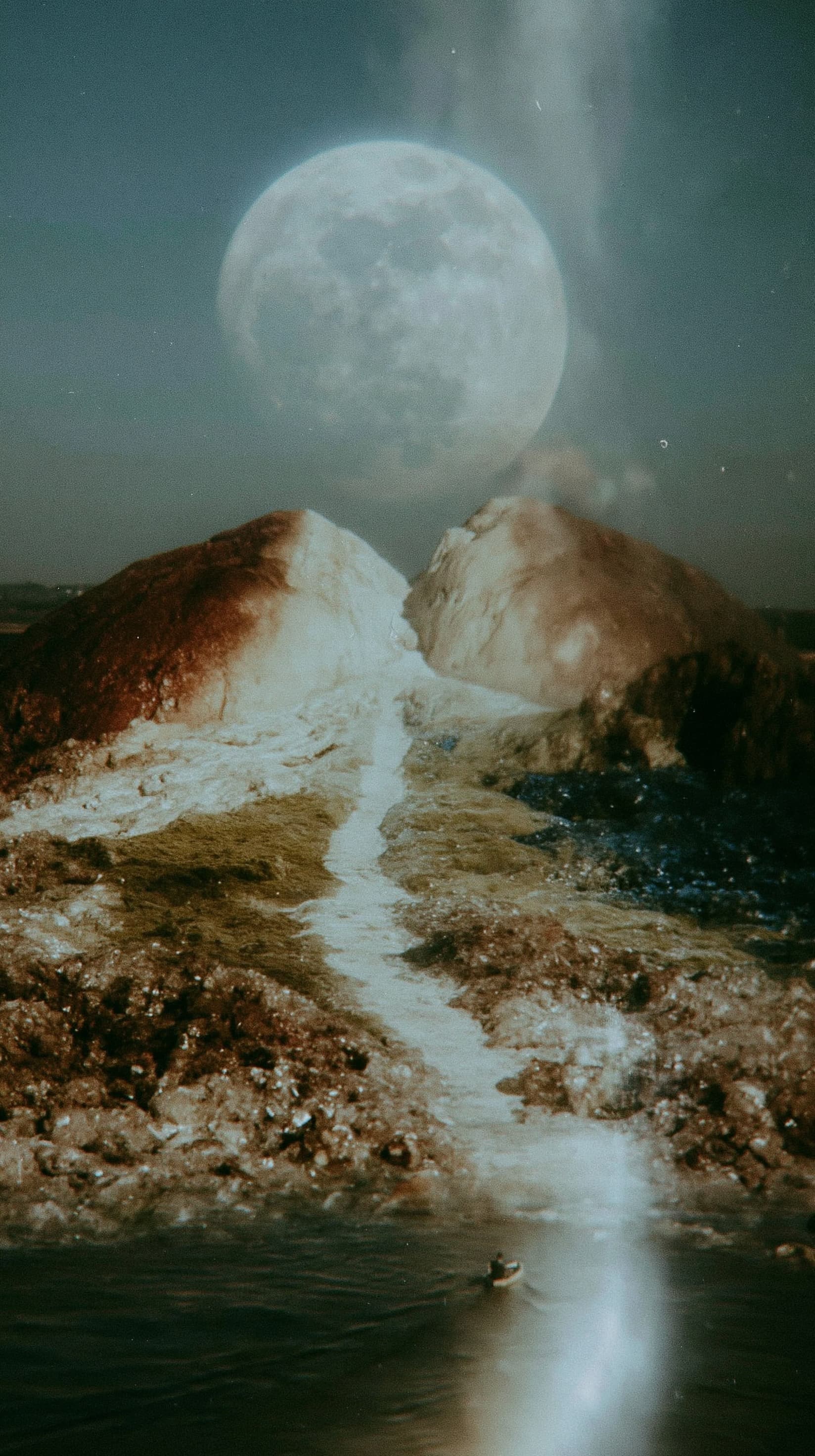 White Path to the Moon